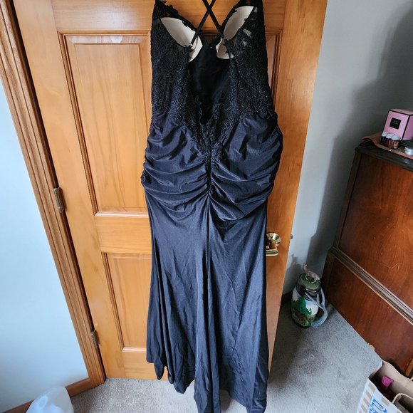 Long Black prom dress